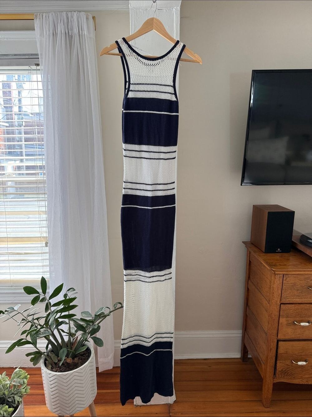 VENUS Navy & White Open Knit Maxi Dress Size Small Coastal Nautical with slip